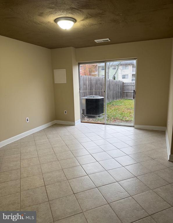 Building Photo - 12677 Castile Ct