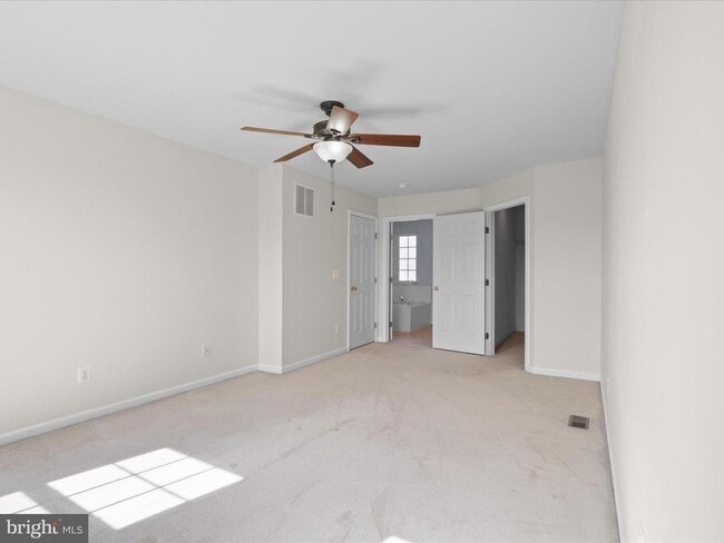 Building Photo - 6713 Selbourne Ln