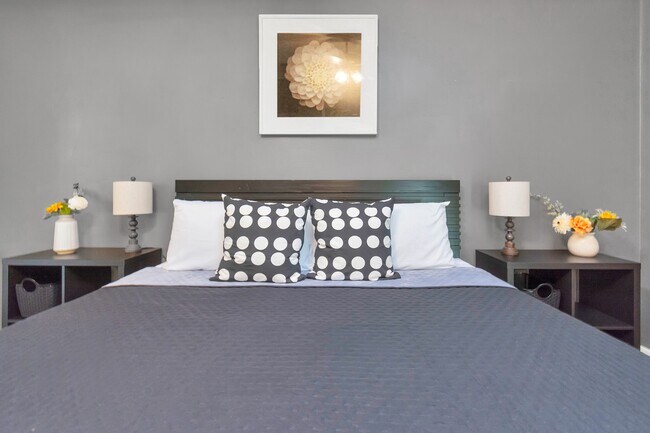 Building Photo - 19722 Cherry Oaks Ln