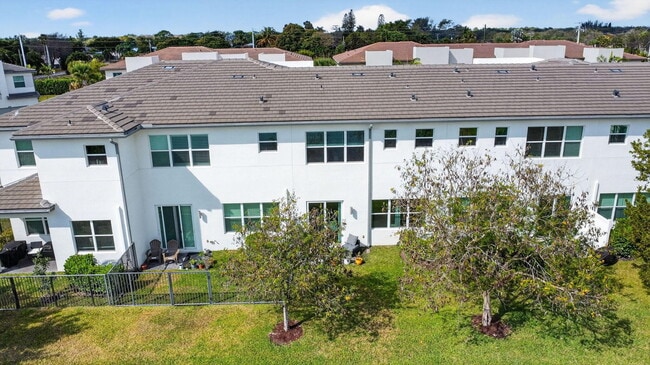 Building Photo - 4790 Navali Dr