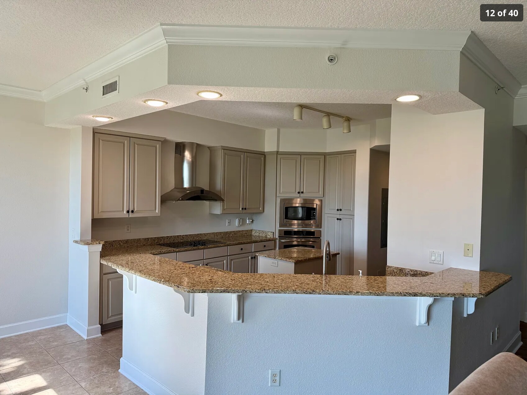 Building Photo - 445 N Ocean Grande Dr