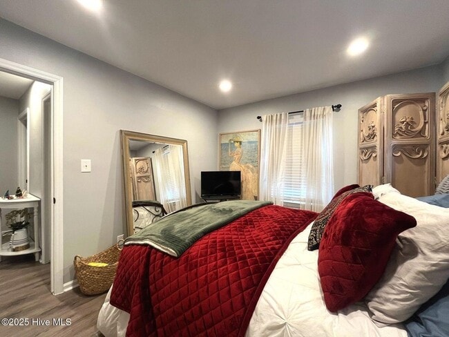 Building Photo - 105 Scuppernong Ct