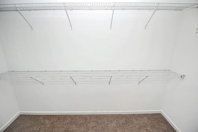 Building Photo - Beautifully Maintained 3BD/2.5BA 2 Story Townhome in Blakeney Preserve!