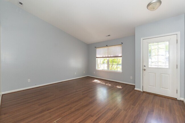 Building Photo - 304 Providence Hall Dr