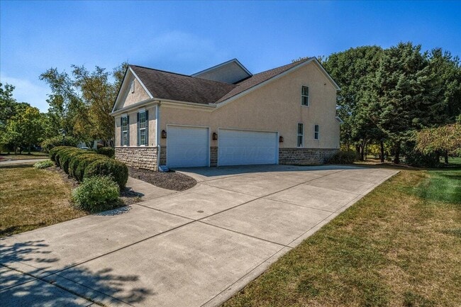 Building Photo - 4611 Trailane Dr