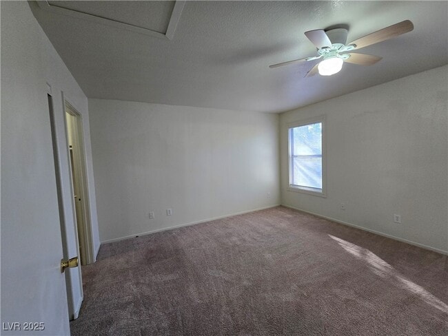 Building Photo - 9617 Pine River Ln