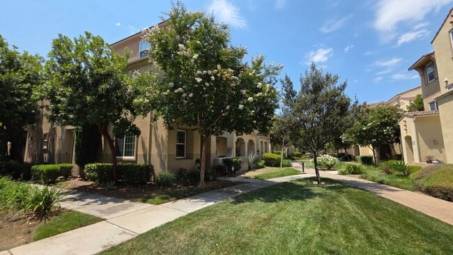 Building Photo - 31180 Lavender Ct