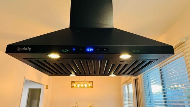 Building Photo - 9310 Galston Dr