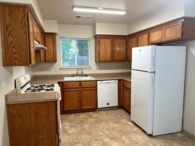 Building Photo - sout1067