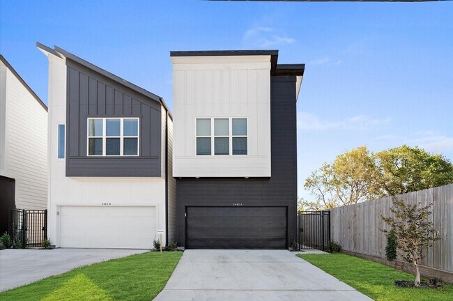 Primary Photo - 3542 Amos St