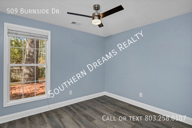 Building Photo - 509 Burnside Dr