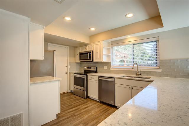 Building Photo - 3728 Blue Bonnet Ct