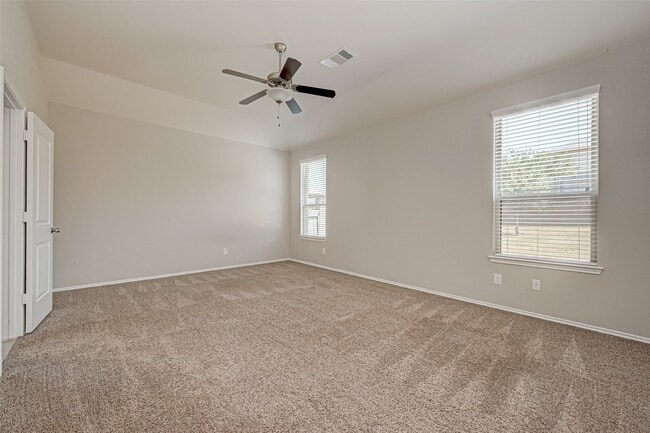 Building Photo - 8402 Coral Cove Pass Ln