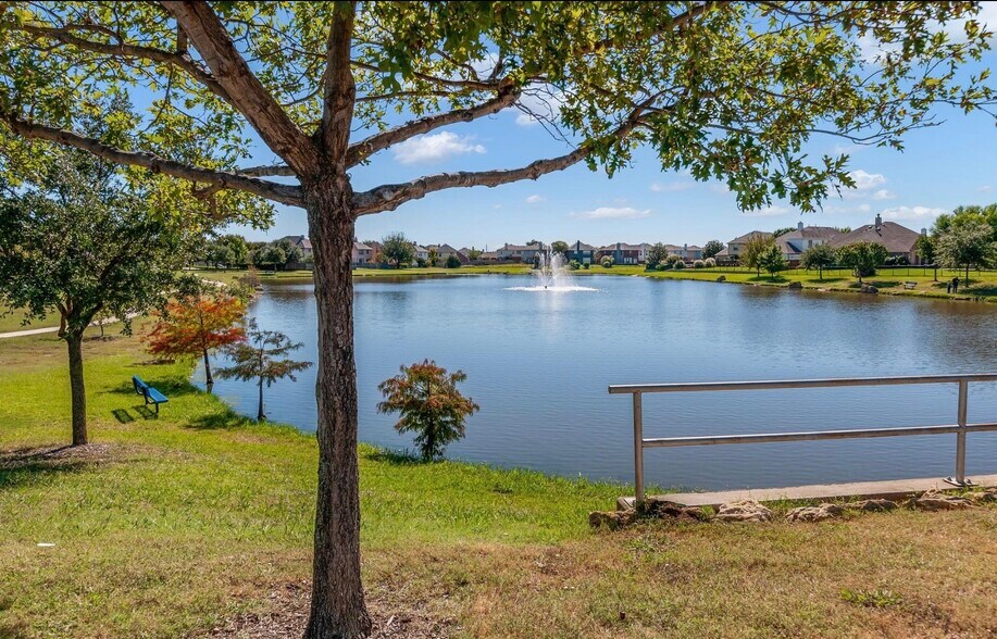 Building Photo - 11705 Pinyon Pine Dr