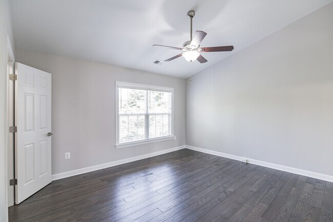 Building Photo - 15598 Avocet Loop
