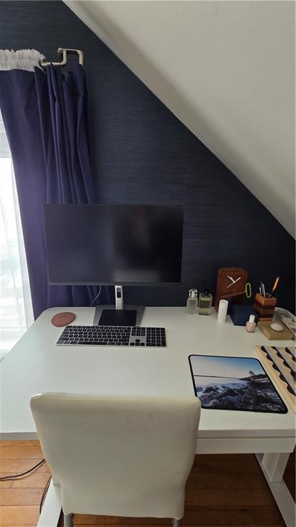 Building Photo - 42 Kay St