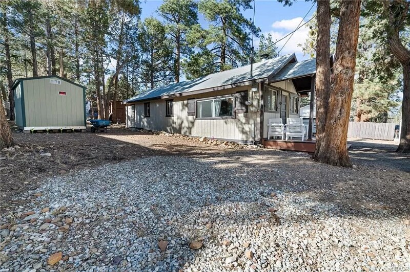 Building Photo - 676 Imperial Ave