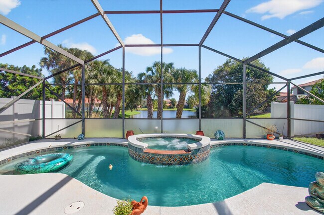 Building Photo - 7076 Middlebury Dr