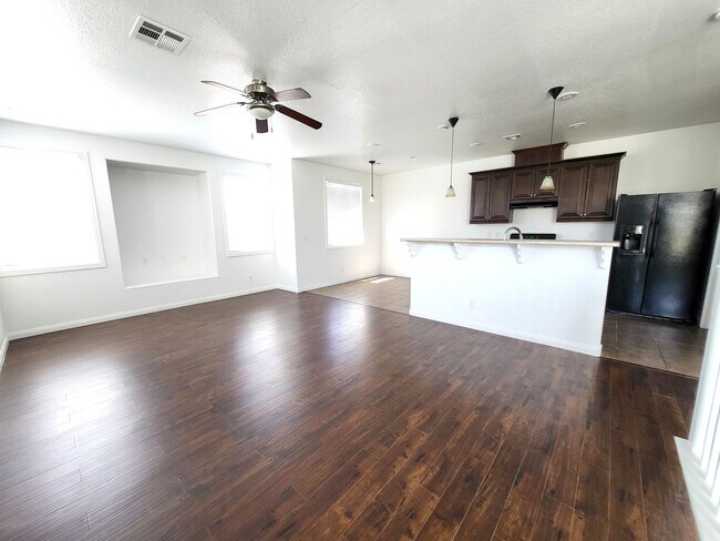 Building Photo - 9322 Quiet Mist Ct