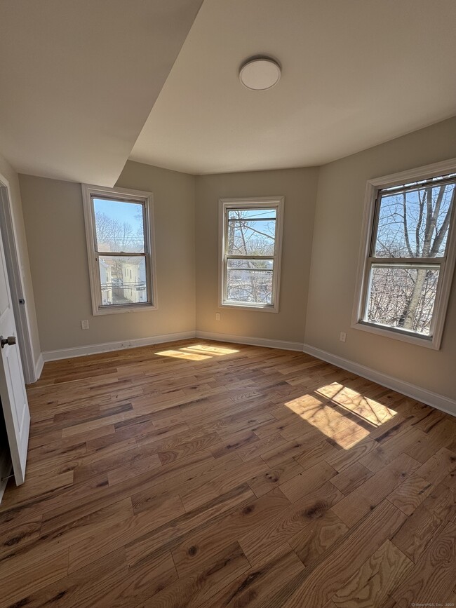 Building Photo - 740 Dixwell Ave