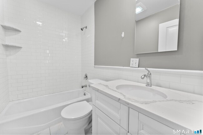 Building Photo - 41 Grasso Terrace