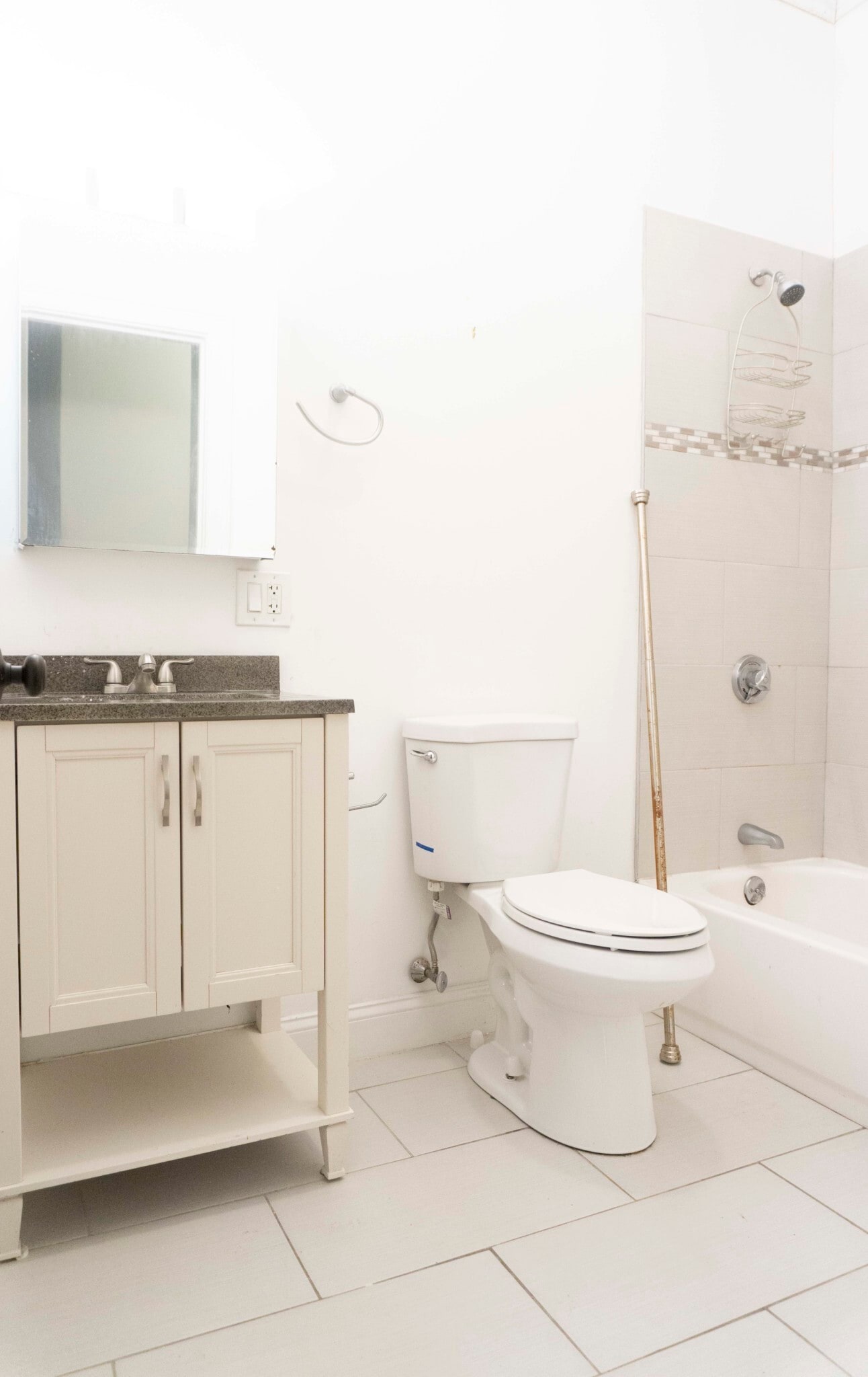 Building Photo - 18 Robeson St