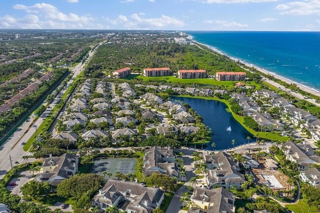 Building Photo - 602 Mainsail Cir