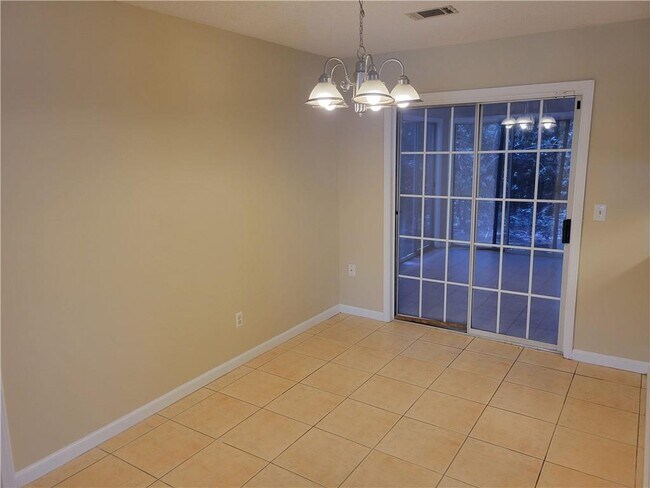 Building Photo - 1060 Hillsborough Chase NW