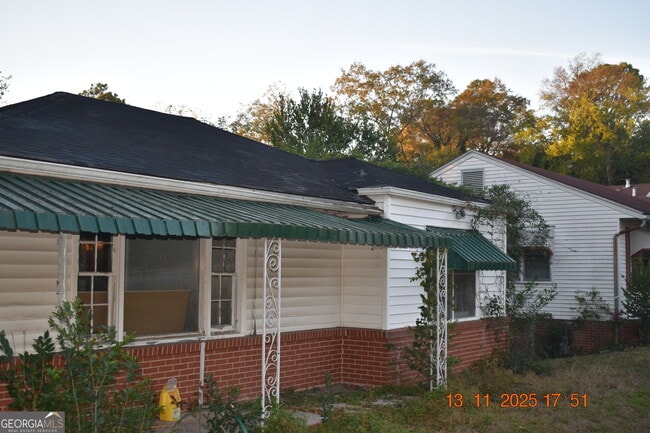 Building Photo - 3189 Somerset Dr