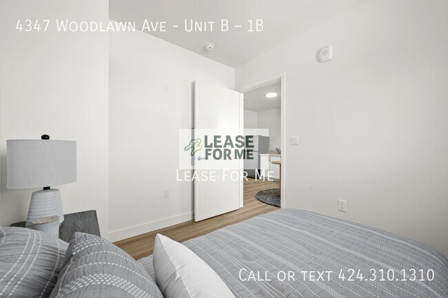 Building Photo - 4347 Woodlawn Ave