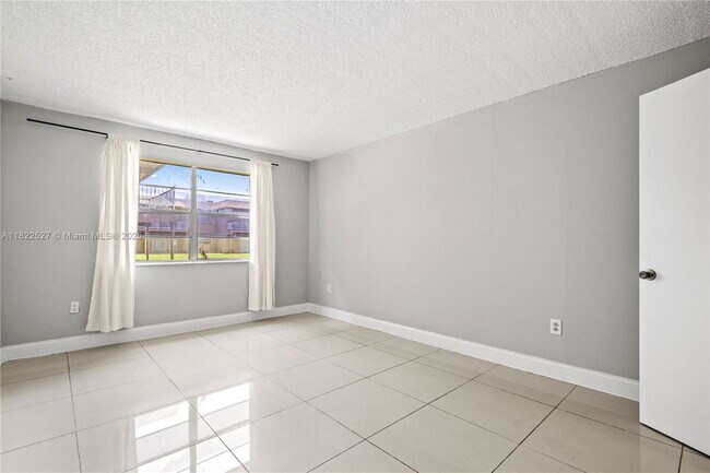 Building Photo - 301 NW 177th St