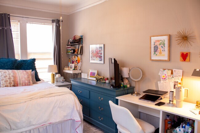 Building Photo - 1814 Greene St