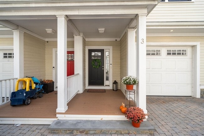 Building Photo - 30 Park St