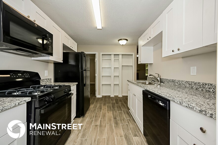 Building Photo - 2877 Old S Dr