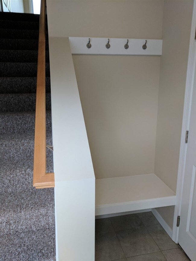 Building Photo - 30 Eagle Ridge Rd