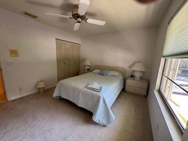 Building Photo - 801 Sabal Ridge Cir