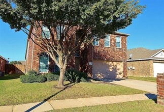 Building Photo - 10125 Sourwood Dr