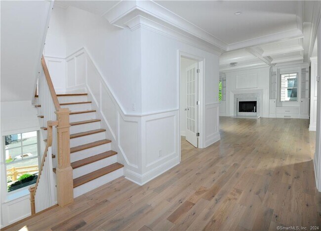 Building Photo - 1 Home Pl