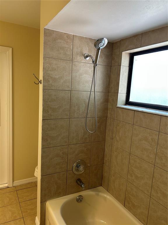 Building Photo - 1524 Southwind Ct