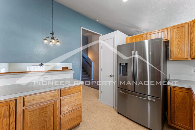 Building Photo - Spacious Home with Fenced Yard and Central AC