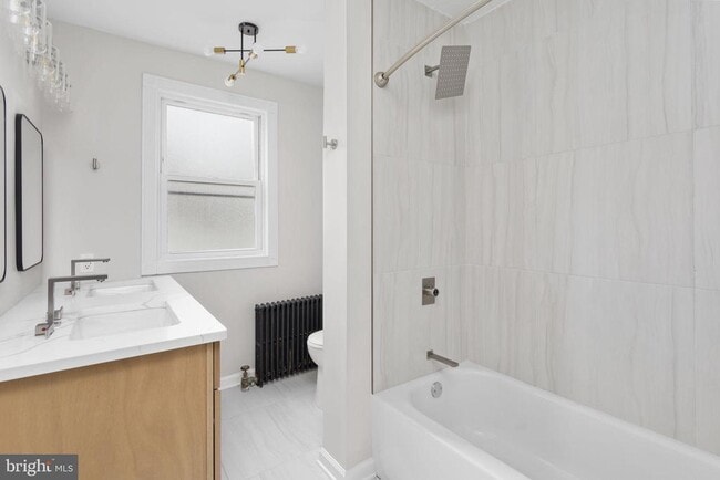 Building Photo - 12 6th Ave