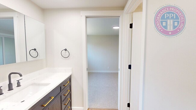 Building Photo - Prime Location - University Park!!!  Luxury Classic Ranch Style Home, Completely Renovated & Styl...