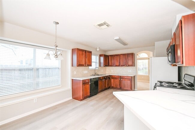 Building Photo - 3111 Myrtle Ranch Dr