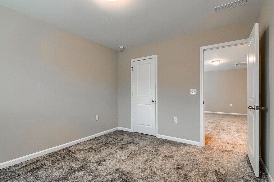 Building Photo - 3917 Eccles Ln