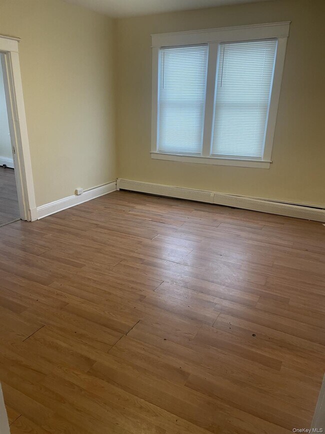 Building Photo - 61 Larkfield Rd