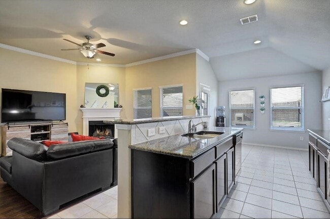 Building Photo - 11701 Summer Springs Dr