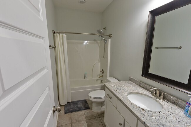 Building Photo - Home for Rent in Prattville