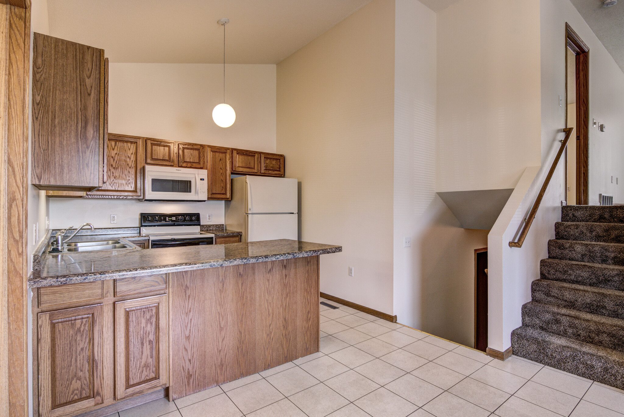 Building Photo - 1130 Weatherridge Rd
