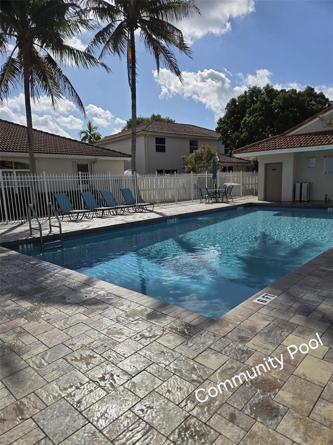 Building Photo - 821 NW 130th Ave