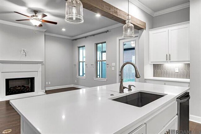 Building Photo - Luxury 4BR Home in Copper Mill | Golf Course Community | Loft & Fenced Yard